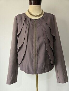 GAP NWT  Mauve Ruffled Zip-Front Jacket. Size M